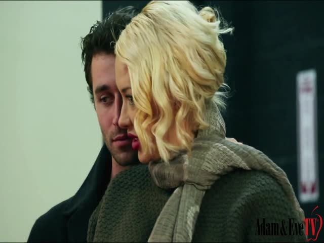 20 10 2022 courtney taylor and summer brielle - adamandeve tv