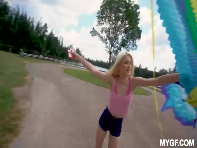 28 12 2022 jessie saint - fun at the park