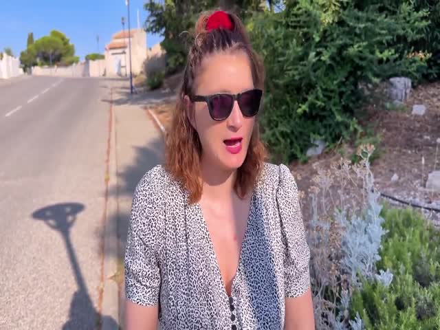 charlotte 32 years old medical secretary in pau 19 09 2024