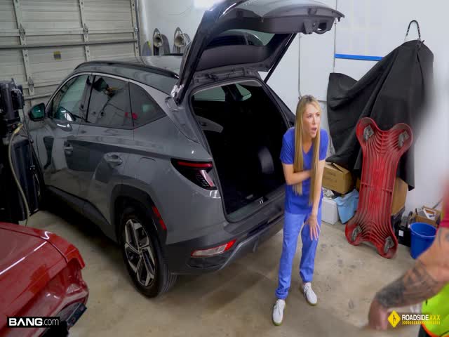 ashley tee - traded car service for pussy service 31 01 2025