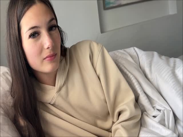 sophie tyler - sick day 2025 04 16