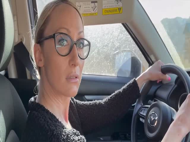 crystal clark - stepmom helps me move for college