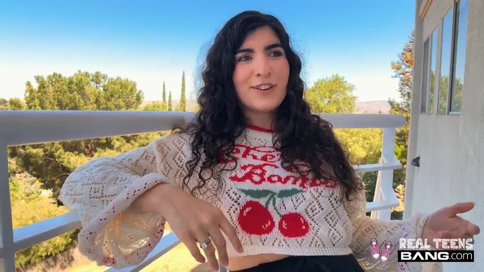 nikki slick - gets her bushy pussy creampied 30 09 2025