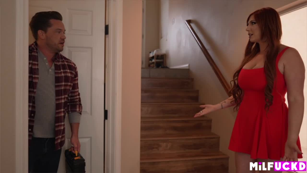 lauren phillips - housewife cheats with hot handyman 23 09 2025